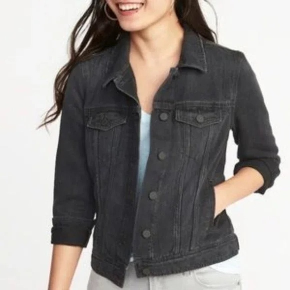 Old Navy Women’s Distressed Black Jean Jacket Size Medium